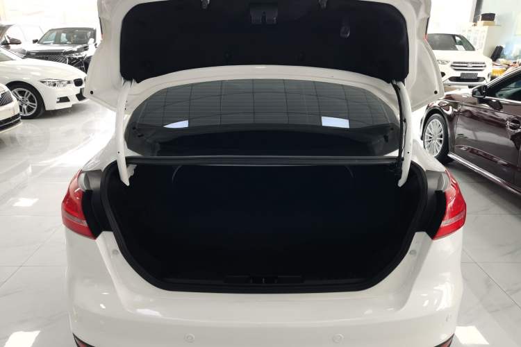 Used Ford Focus 2015 Sedan 1.6L Automatic Trend Model