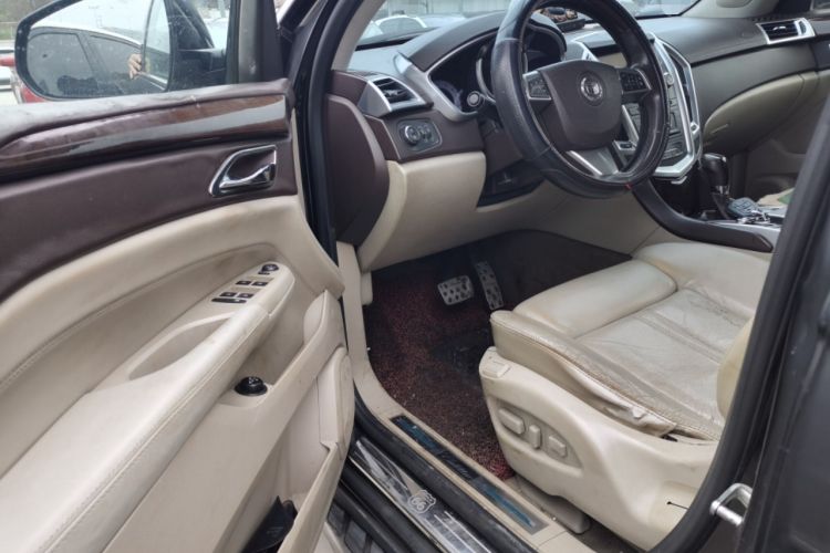 Used Cadillac SRX 2011 3.0L Flagship Edition Driver Seat