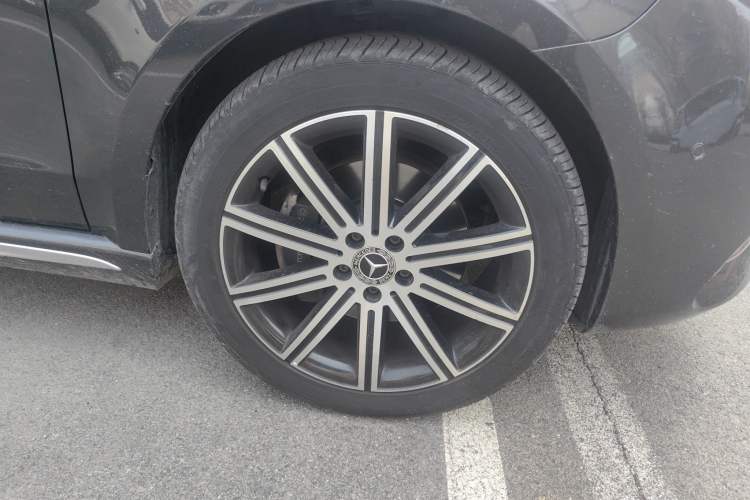 Used Mercedes-Benz V-Class 2021 V 260 L Long-wheelbase Luxury Edition