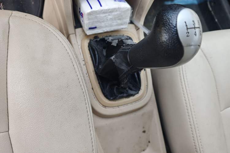 Used Chery Fengyun 2 2013 Hatchback 1.5L Manual Ruiyi Edition
