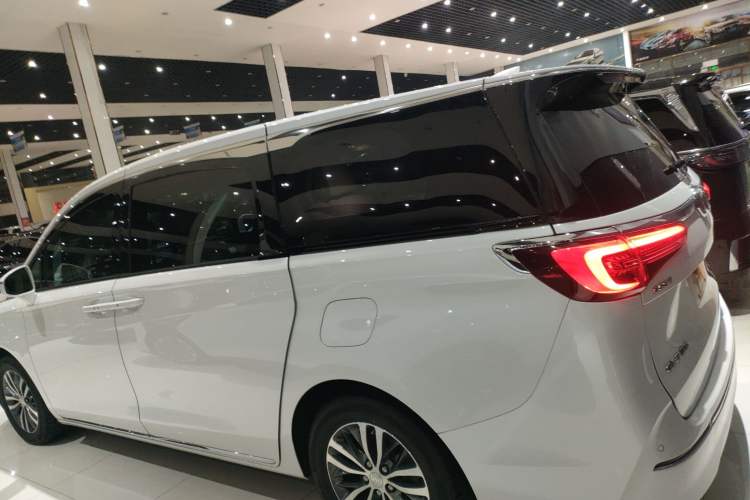 Used Buick GL8 2023 ES Lu Zun Comfort Model