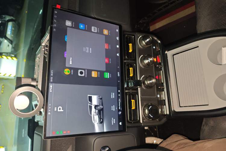 Used iCAR V23 2025 401 Two-Wheel Drive Intelligent Driving Version