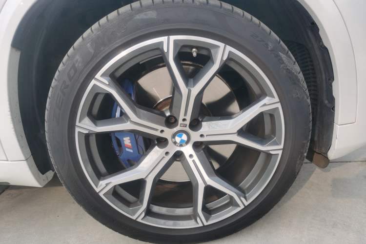 Used BMW X5 2020 xDrive40i Luxury Model with M Sport Package