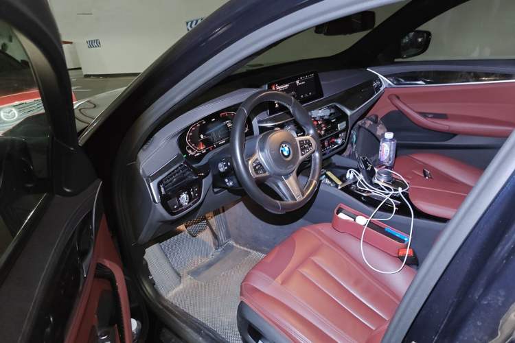 Used BMW 5 Series 2020 530Li Leading Model M Sport Package Driver Seat