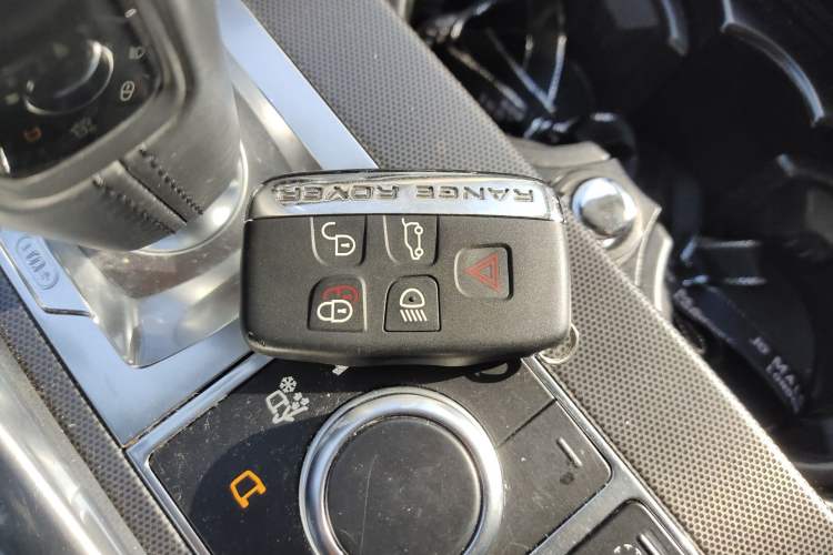 Used Land Rover Range Sport 2015 3.0 SC V6 HSE DYNAMIC Vehicle Key