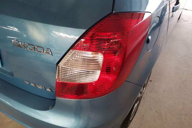 Used Skoda Fabia 2014 1.4L Automatic Crystal Edition