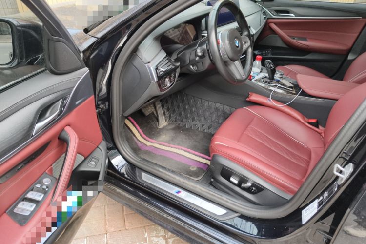 Used BMW 5 Series 2023 530Li Leading Model M Sport Package Driver Seat