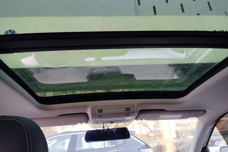 Used Volkswagen Tacqua 2021 1.5L Automatic Shangzhilian Edition Headliner