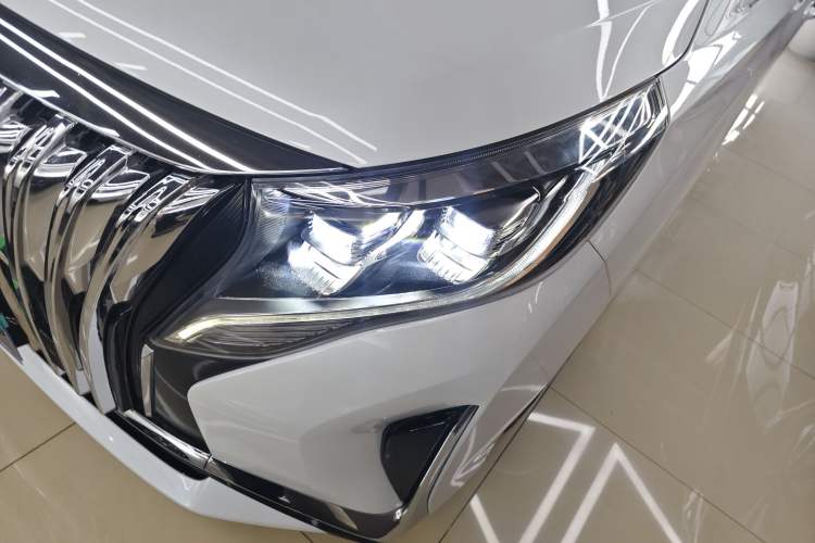 Used GAC Trumpchi M8 2023 Lingxiu Series 390T Deluxe Edition