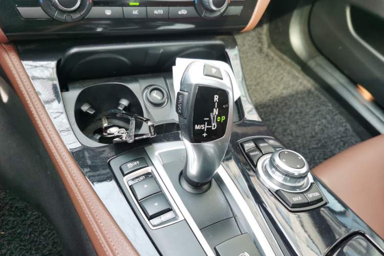 Used BMW 5 Series 2017 520Li Elegant Edition
