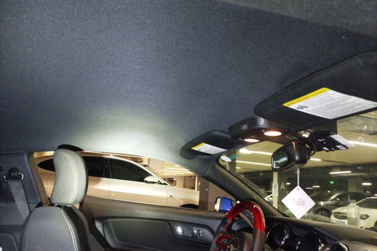 Used Ford Mustang 2015 2.3T Automatic U.S.-Spec Version Headliner