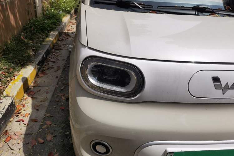 Used Wuling Hongguang MINIEV 2024 3rd Generation 215km Youth Edition Right Front Headlight