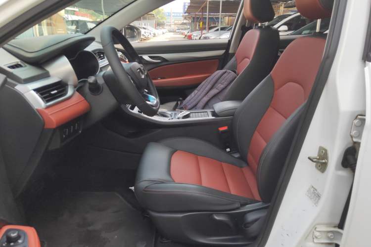 Used Geely Auto Vision S1 2019 Upgraded Model 1.5L CVT Luxury Version
