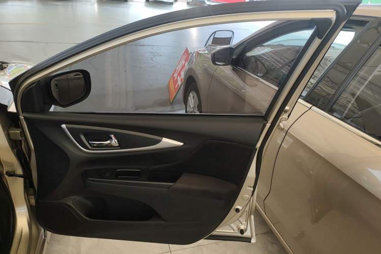 Used Honda Crider 2016 1.8L CVT Luxury Edition
