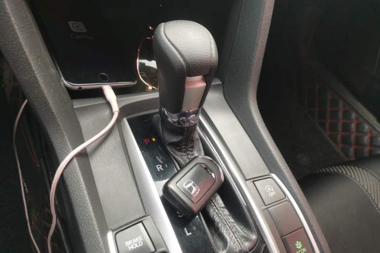 Used Honda Civic 2016 220TURBO CVT Luxury Edition
