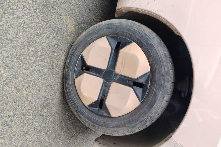 Used Wuling Hongguang MINIEV 2021 Macaron Premium Model – Lithium Iron Phosphate
