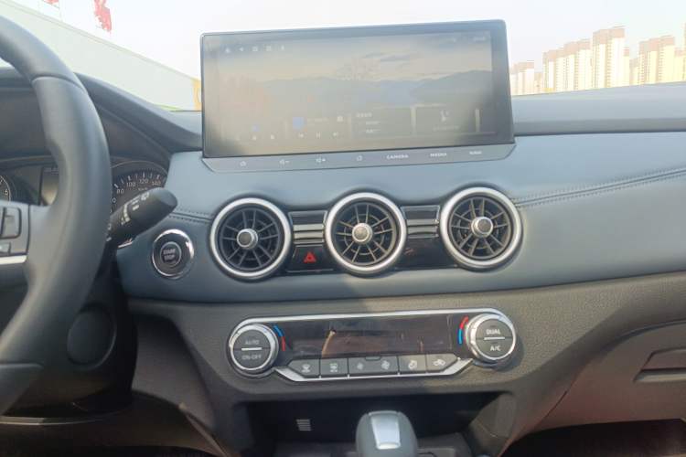 Used Nissan Qashqai 2025 Honor 2.0L CVT XV+ Leading Edition Audio And AC Panel