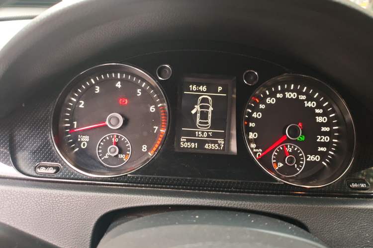 Used Volkswagen Magotan 2013 1.8TSI Luxury Model Instrument Cluster