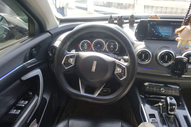 Used Wey VV7 2017 2.0T Flagship Model