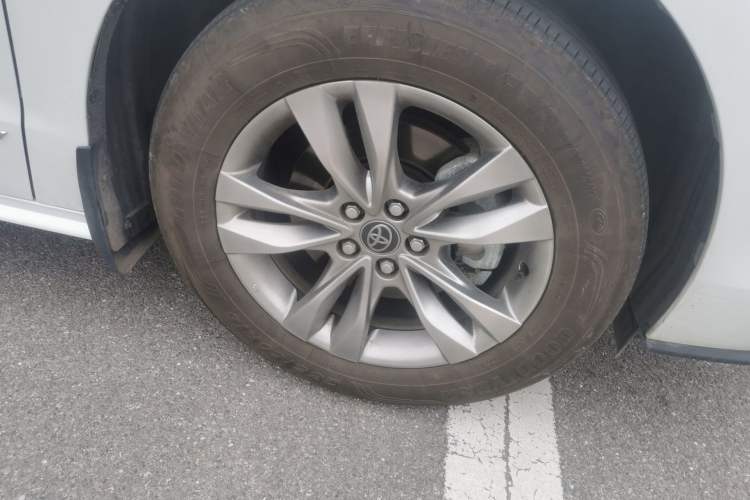 Used Toyota Sienna 2024 2.5L Hybrid Comfort Edition
