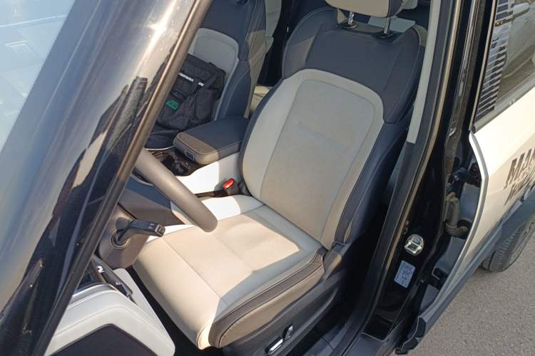 Used iCAR 03 2024 401km Two-Wheel Drive Standard Advanced Version Left Front Seat