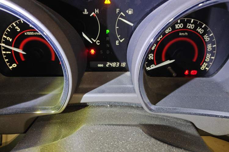 Used Toyota Highlander 2011 2.7L Two-Wheel Drive 7-Seater Luxury Edition