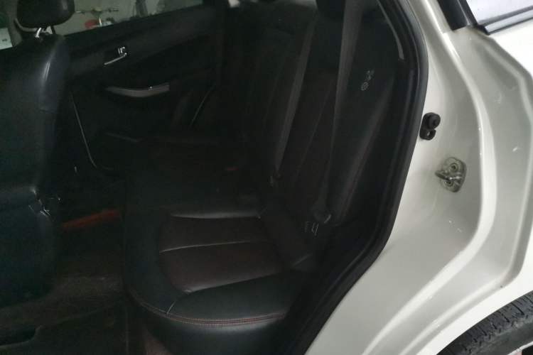 Used Venucia T70 2018 2.0L CVT Smart Enjoyment Version
