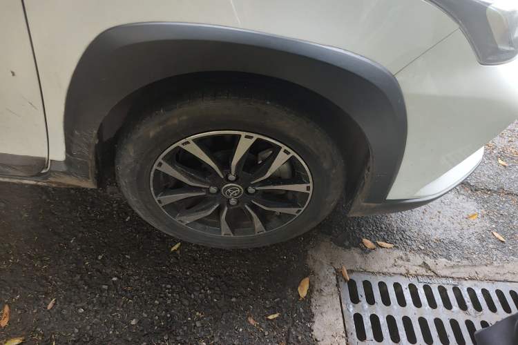 Used Toyota YARiS L Zhi Xuan 2020 X-Trail X 1.5L CVT Leading Edition Right Front Wheel Hub