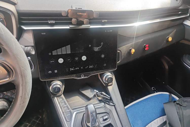 Used Lynk & Co 01 2021 2.0TD Two-Wheel-Drive Pro Trim
