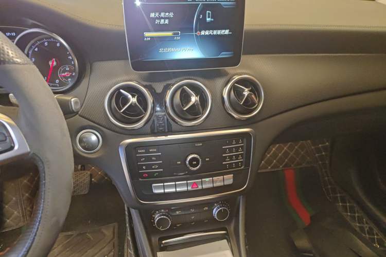 Used Mercedes-Benz GLA 2019 GLA 200 Fashion Model Audio And AC Panel