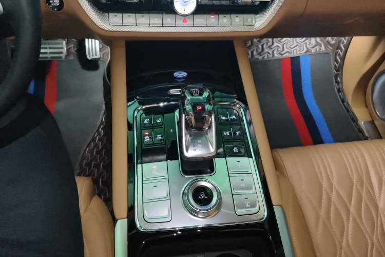 Used Tank 500 2023 3.0T Sport Edition Realm-Setting 5-Seater Gear Lever