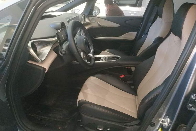 Used BYD Dolphin 2023 420 km Fashion Edition