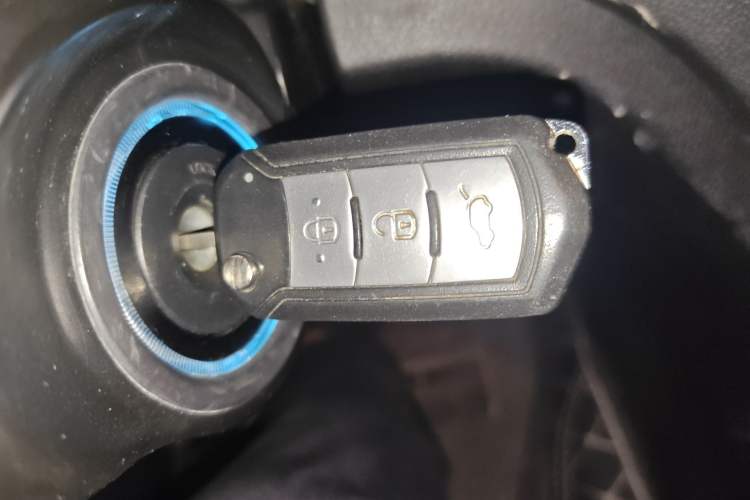 Used GAC Trumpchi GS5 2014 2.0L Automatic Two-Wheel Drive Deluxe Edition Vehicle Key