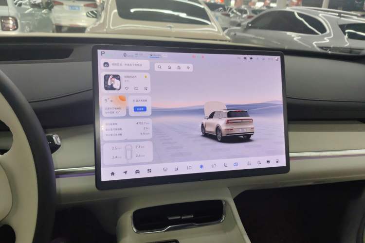 Used CHANGAN NEVO Q07 2025 215 Flagship PLUS