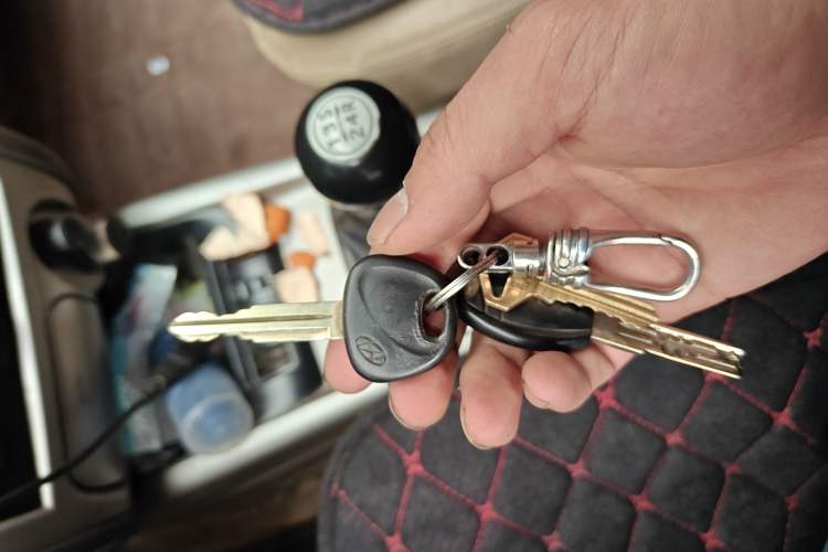 Used Hyundai Elantra 2011 1.6L Manual Comfort Version
