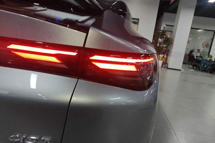 Used ARCFOX Alpha S5 2025 708MAX 200kW
