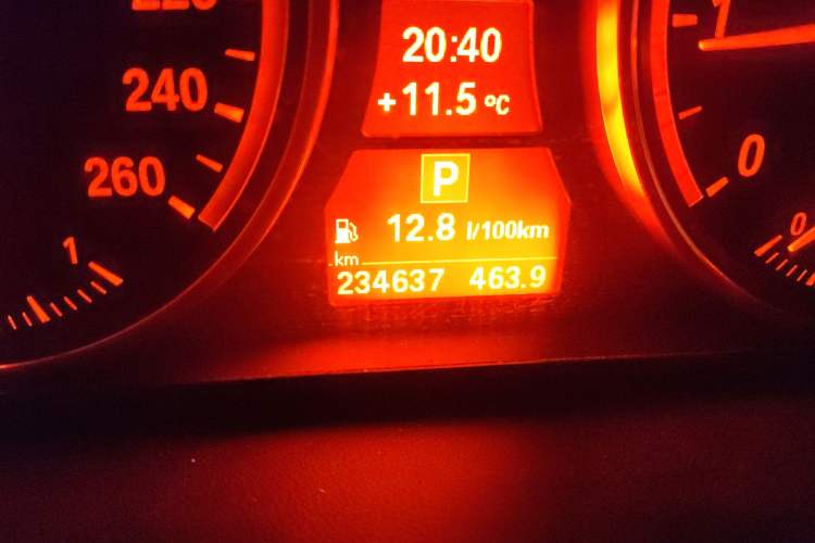 Used BMW X5 2013 xDrive35i Luxury Model
