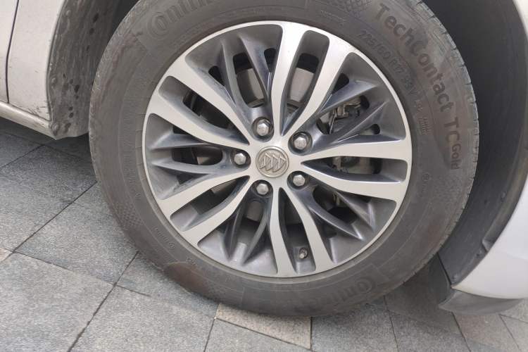 Used Buick GL8 2017 ES 28T Luxury Model China V Standard
