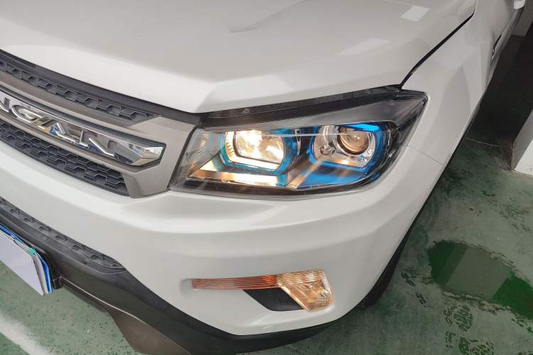 Used CHANGAN CS75 2016 1.8T Automatic Elite Model China V Standard
