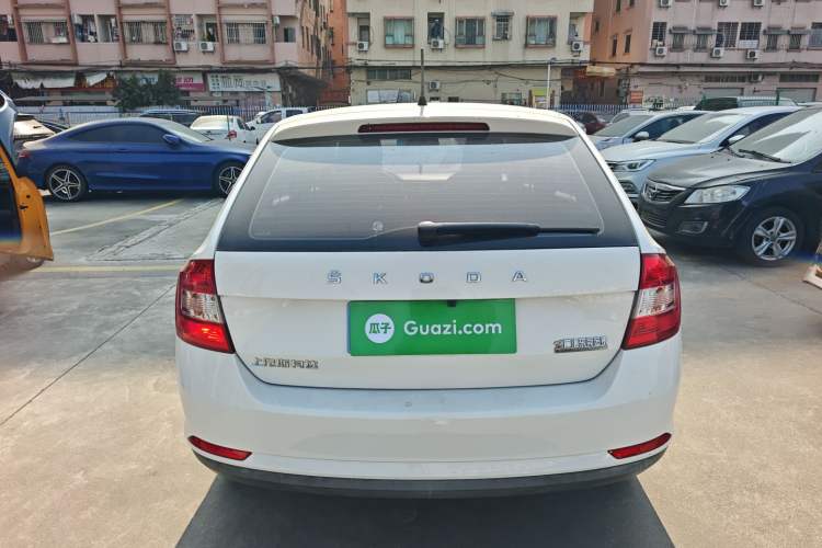 Used Skoda Rapid Spaceback 2019 1.5L Automatic Standard Edition