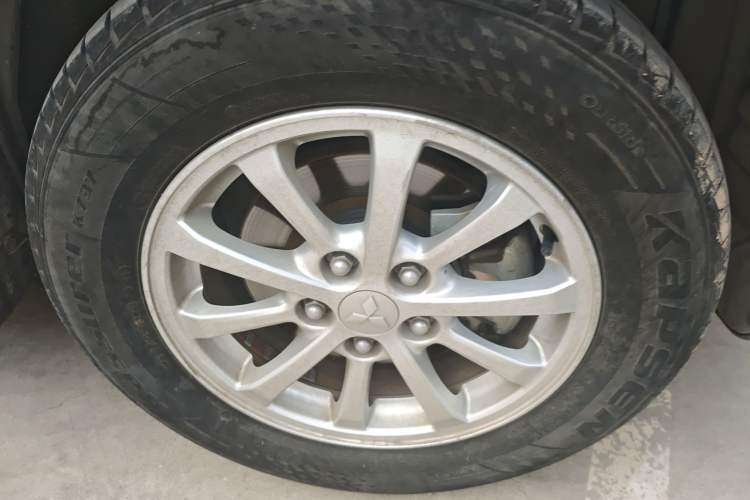 Used Mitsubishi ASX 2013 2.0L CVT Two-Wheel Drive Luxury Edition