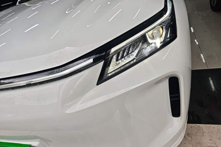 Used Landian E5 PLUS 2025 165 km Long-Range Version 7 Seats
