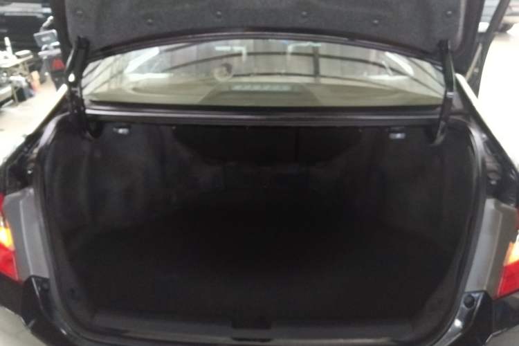 Used Honda Crider 2015 1.8L automatic comfort version