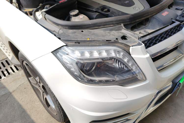 Used Mercedes-Benz GLK-Class 2015 GLK 300 4MATIC Fashion Edition Ultimate Version
