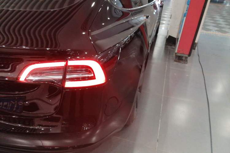 Used Tesla Model 3 2022 Rear-Wheel-Drive Version
