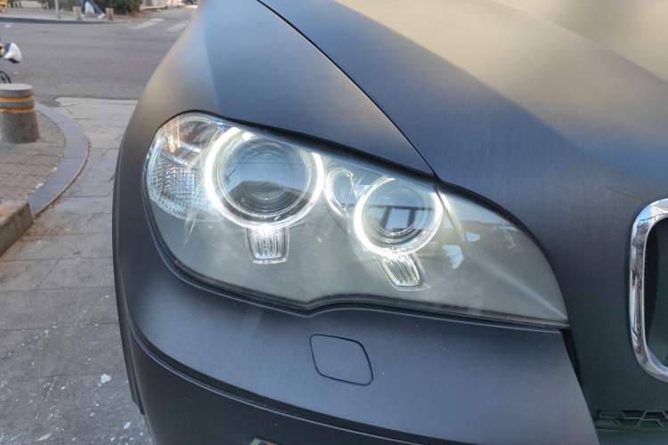 Used BMW X5 2011 xDrive35i M Sport model
