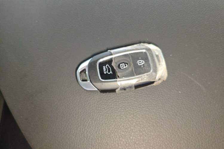 Used Hyundai Santa Fe 2023 Traveler 380T GDi Automatic Two-Wheel Drive GLX Elite Edition
