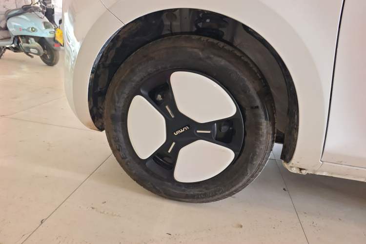 Used CHANGAN NEVO Lumin 2025 205 km Xiangqin Version
