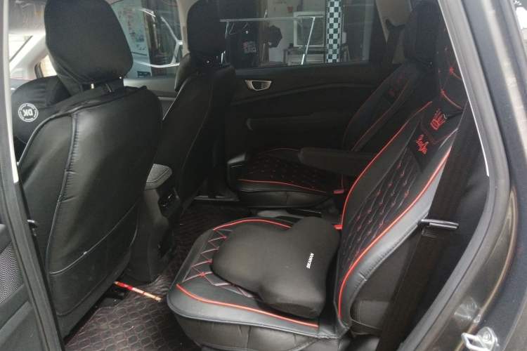 Used Wuling Jiachen 2022 1.5L Manual Enjoyment Elite Model