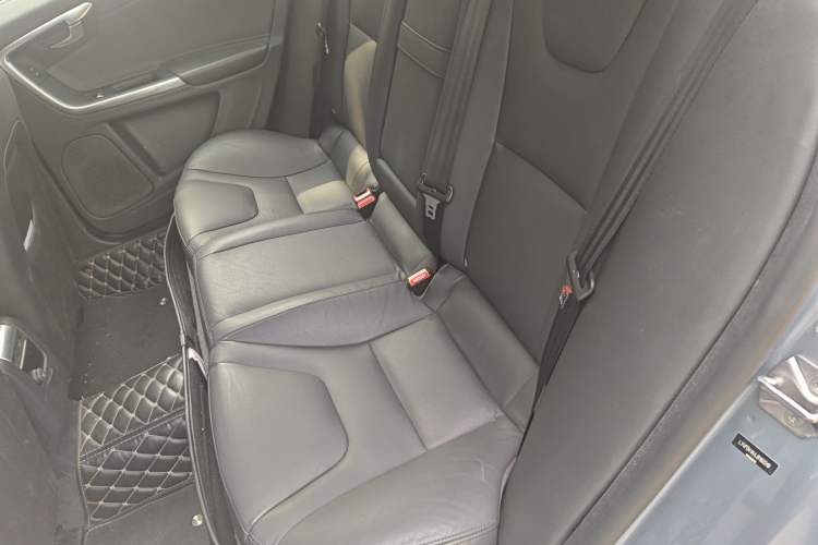 Used Volvo S60 2018 S60L T4 Zhiyuan Edition
